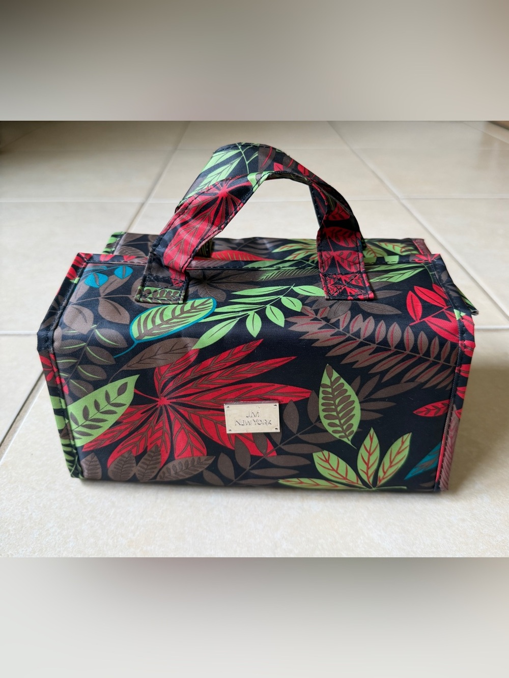 JM New York Floral Flowers Cosmetic Carry On Travel Toiletry Organizer Bag
